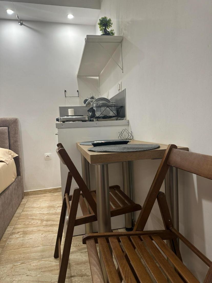 Dimitris Center Apartment Salonicco Esterno foto