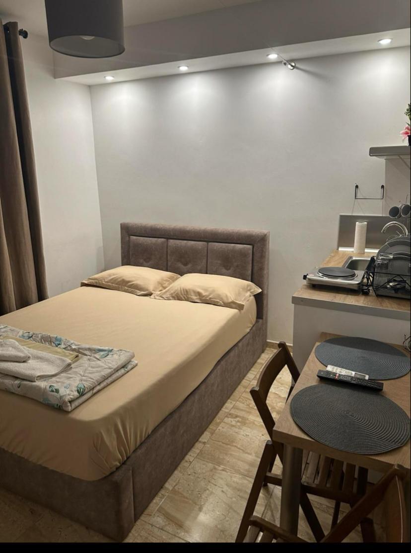 Dimitris Center Apartment Salonicco Esterno foto